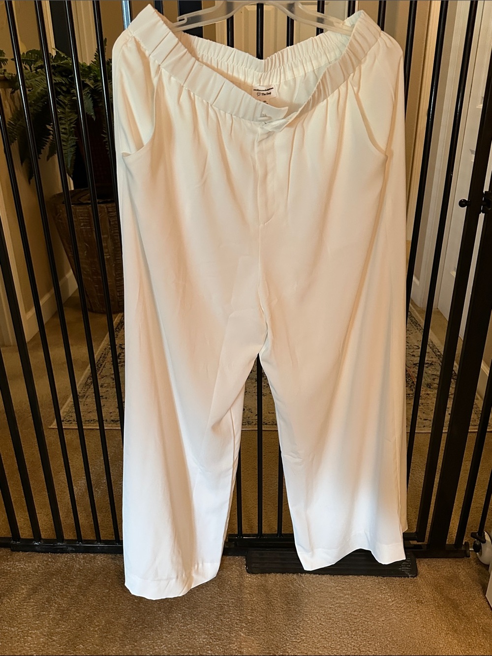 Women's White Elastic-Waist Wide-Leg slacks.